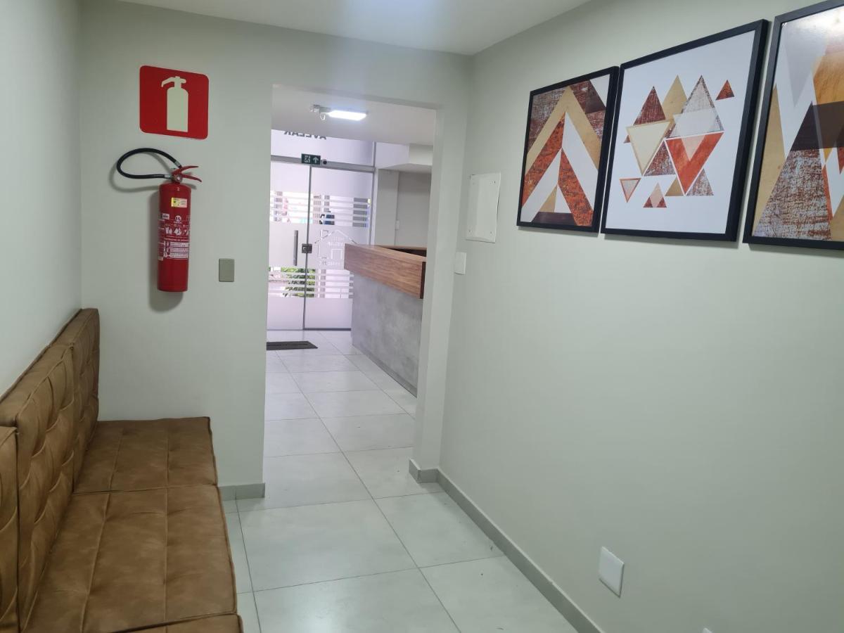 Hotel Avelar Ribeirao das Neves Екстер'єр фото