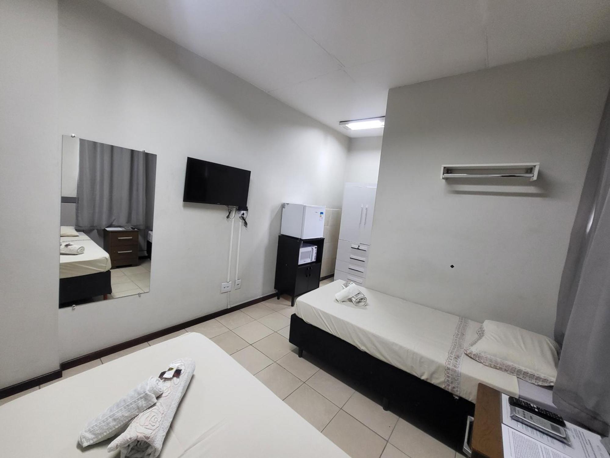 Hotel Avelar Ribeirao das Neves Екстер'єр фото
